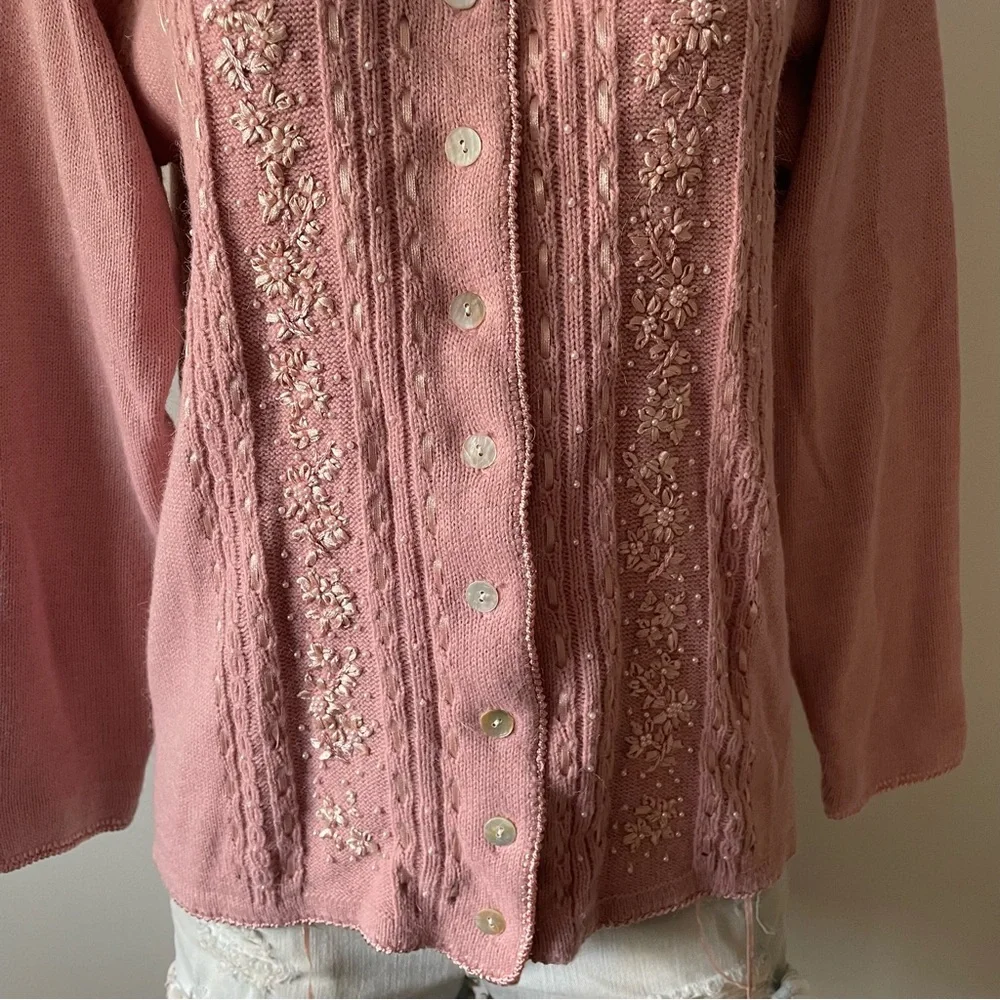 Vintage Alfred Dunner Pink Knit Button Down Cardigan Faux Pearls & Ribbons - Picture 6 of 11